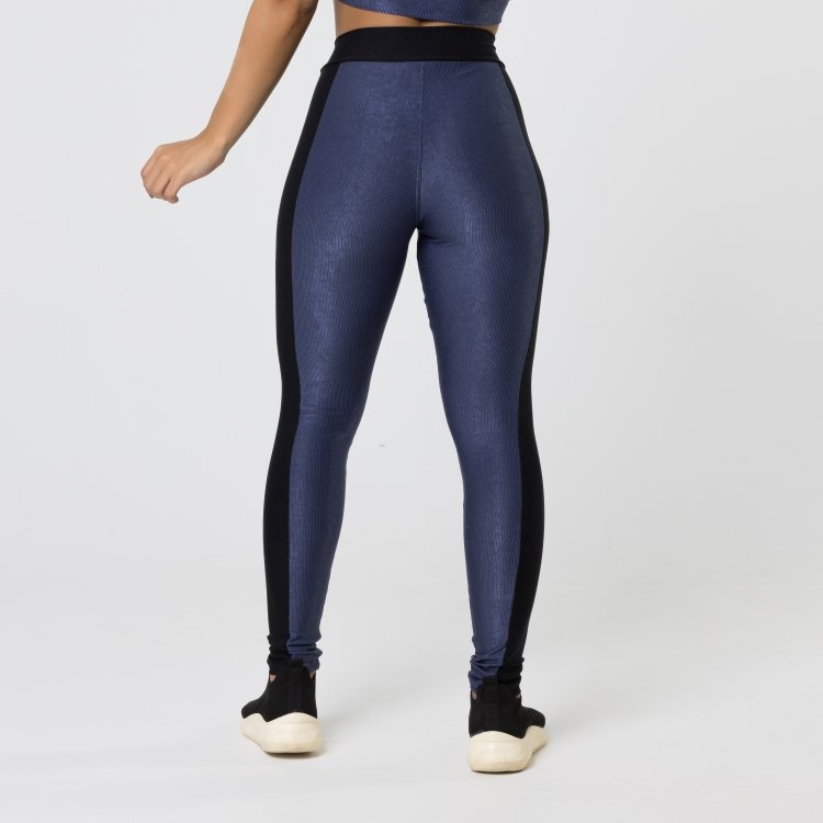 Legging Feminina Suplex Poliamida Canelado com Brilho Listra