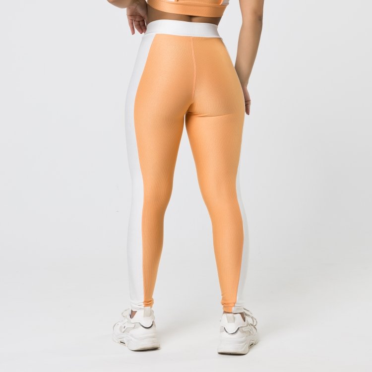 Legging Feminina Suplex Poliamida Canelado com Brilho Listra