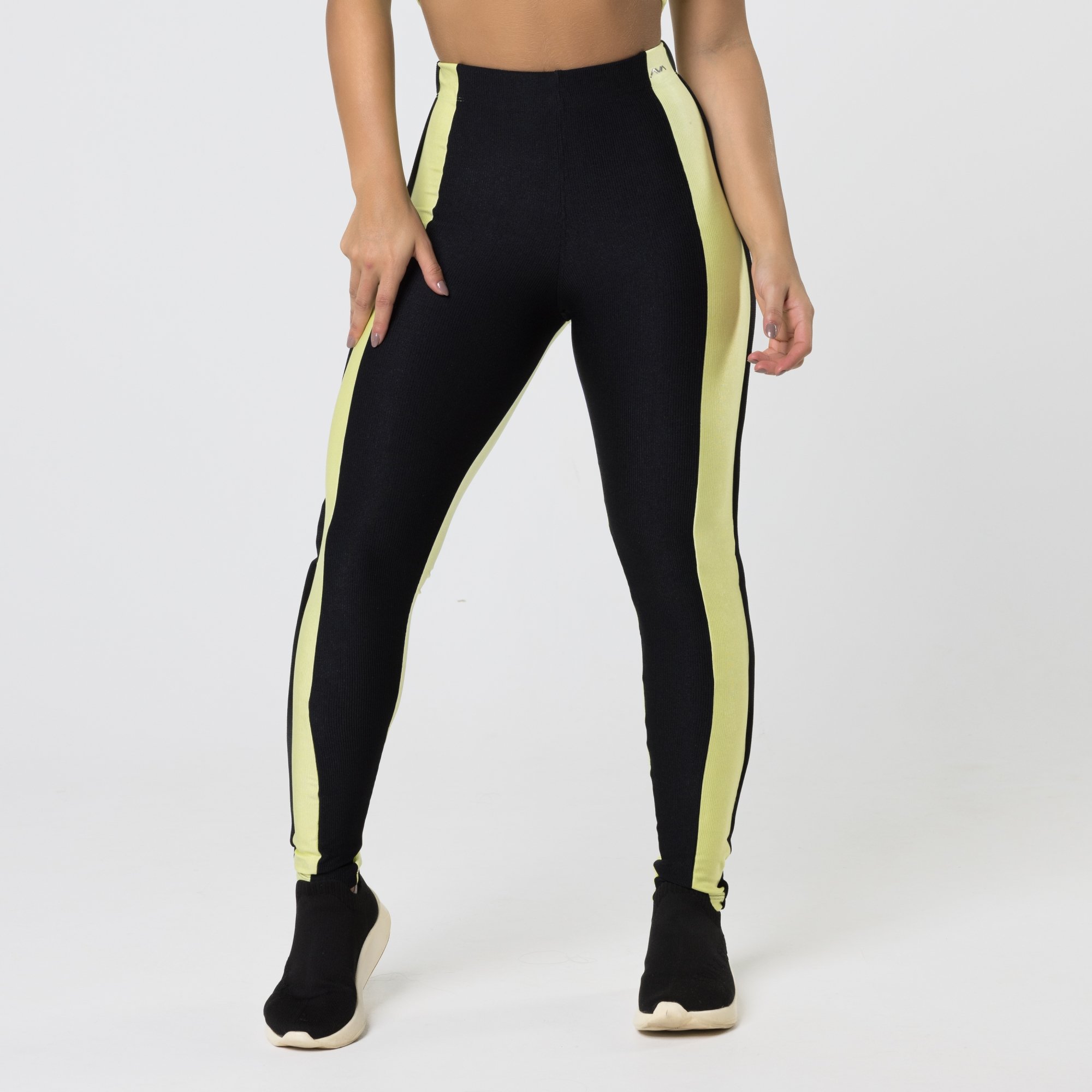 Calça Legging Feminina Suplex Poliamida Canelado com Brilho - Ava