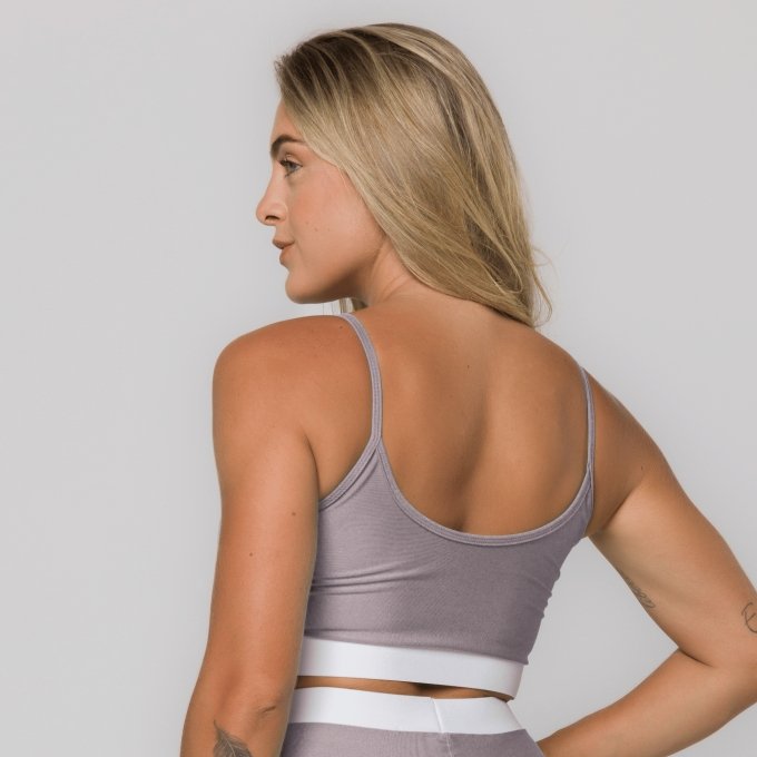 Top Fitness Feminino Cinza Chumbo Elástico Branco Etiqueta AVA